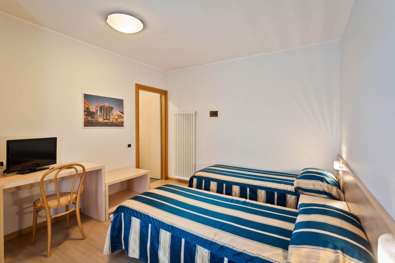 Due Laghi Hotel