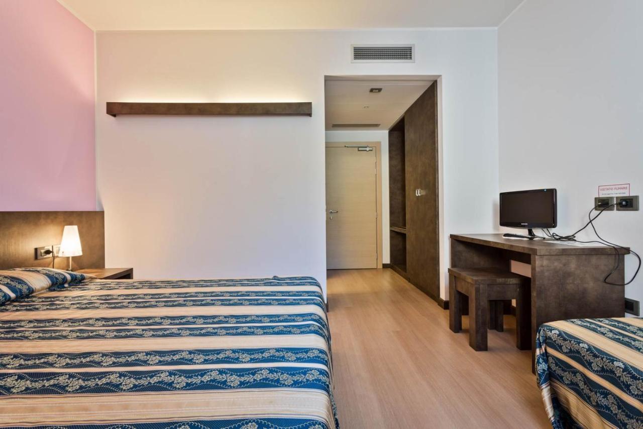 Due Laghi Hotel